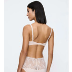 Soutien-gorge avec armatures