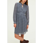 Robe Shana