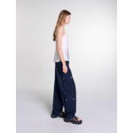 Top en satin de soie et dentelles