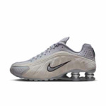 W NIKE SHOX R4