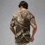 M J BRK RLT AOP SS CREW