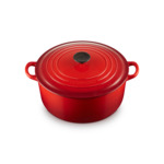 Cocotte ronde 28cm en fonte émaillée cerise*