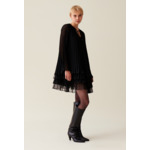 Robe courte noire volantée