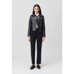 Veste cuir lisse cintrée