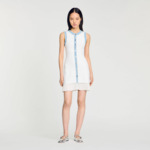 Robe courte en maille à volant