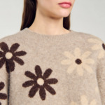 Pull en maille à fleurs