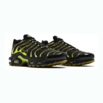 Nike Air Max Plus Black Cyber