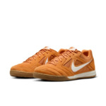 NIKE GATO