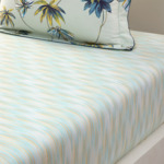 Yves Delorme - Drap housse en satin de coton bleu, Tropical