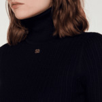 Pull col roulé
