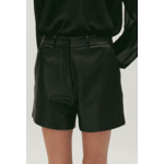 Short cuir noir