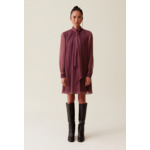 Robe fluide col lavallière