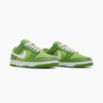 Nike Dunk Low Chlorophyll