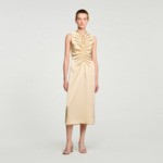 Robe longue en satin