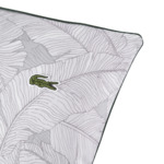 Lacoste - Taie d'oreiller en satin de coton lavé gris, L Leaf