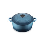 Cocotte ronde 24cm en fonte émaillée bleu marine
