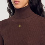 Pull col roulé