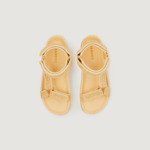 Sandales plates en raphia
