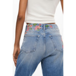 JEANS CARINA