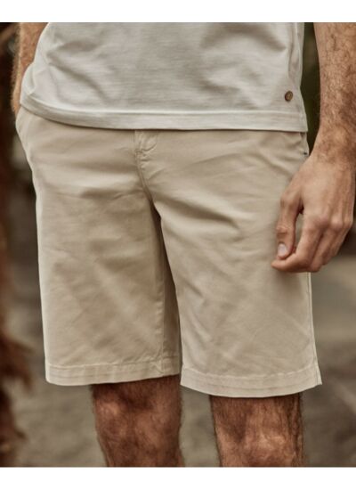 Short chino vert clair