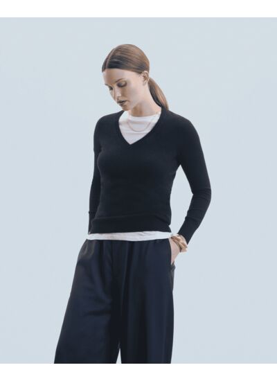 Pull Col V Basique