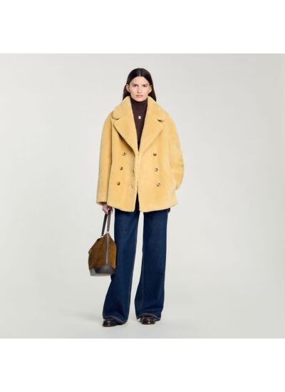 Manteau en fausse fourrure