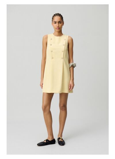 Robe courte ajustée