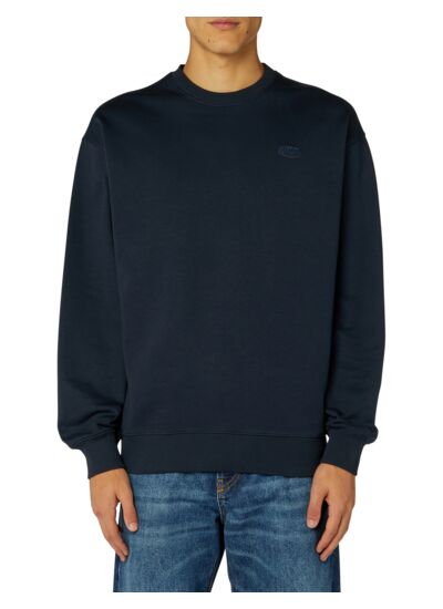 Sweatshirts & Hoodies