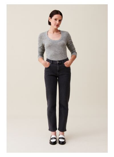 Top maille ajusté col rond gris