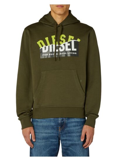 Sweatshirts & Hoodies