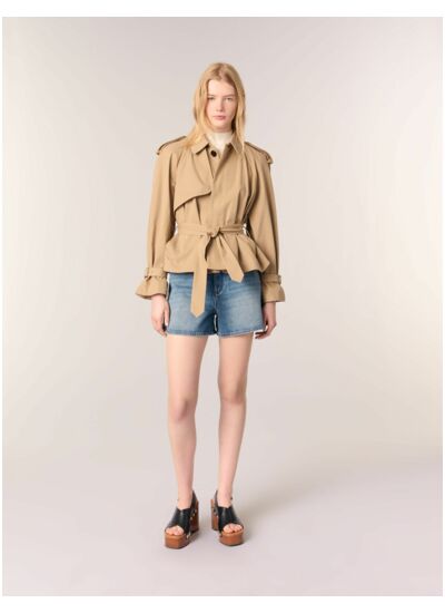 Trench court clouté