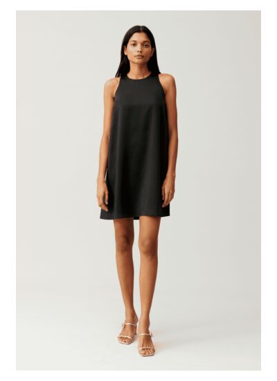 Robe courte boutonnée noire
