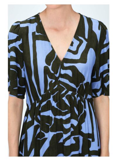 Robe tania