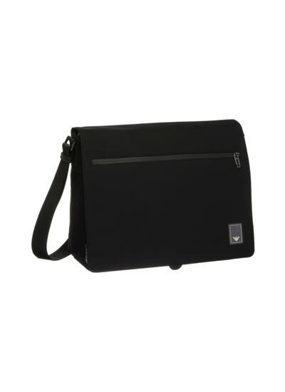 Em000111 af10430 uc001 mess-black beauty
