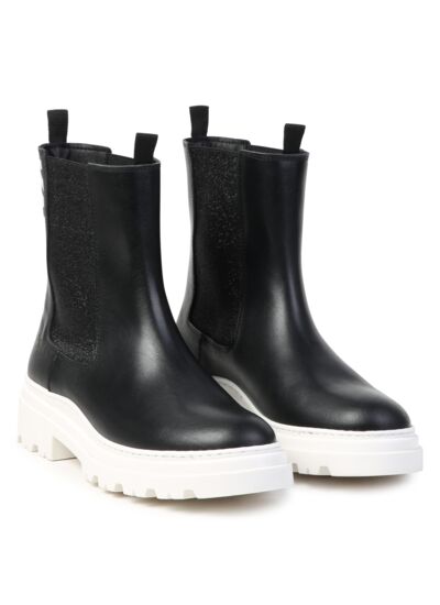 BOTTINES