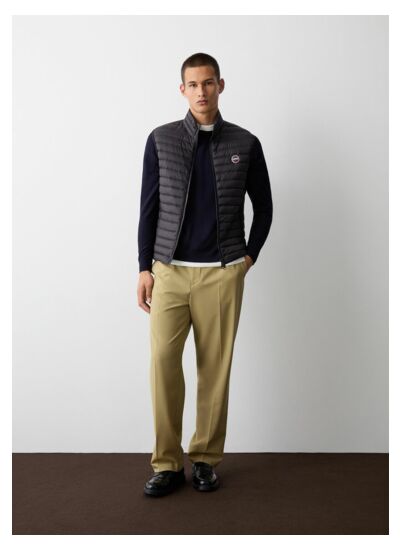 Veste sans manches garnie de plumes