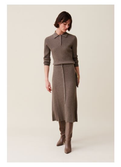 Jupe plissée boutonnée mi-longue