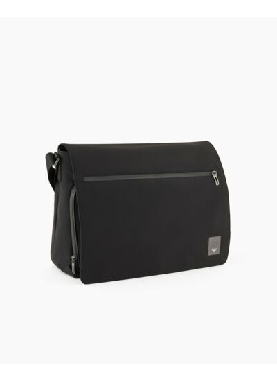 Em000111 af10430 uc001 mess-black beauty