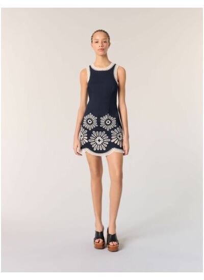 Robe courte avec détails crochet