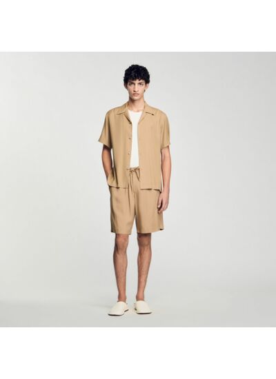 Chemise à col requin