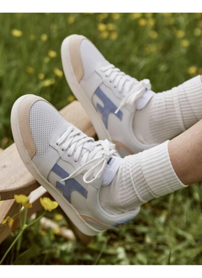 Baskets basses blanches, beiges & bleues