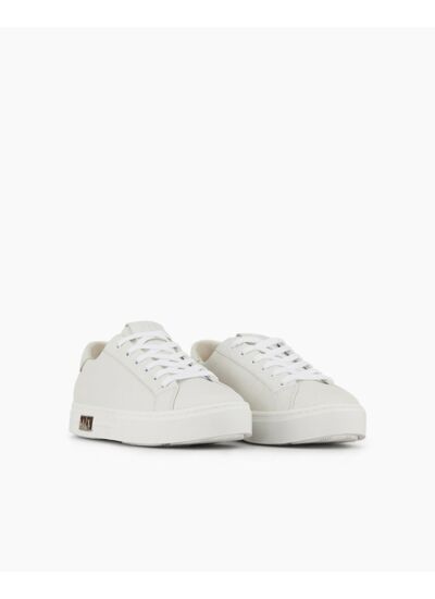 Baskets blanches + blanches