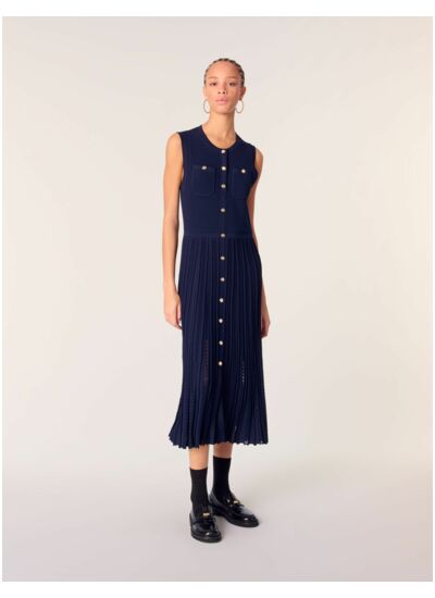 Robe longue plissée en maille