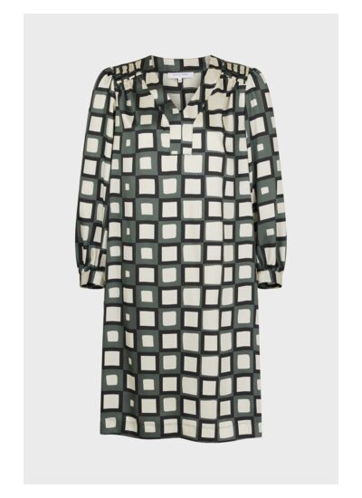 Robe Saskia