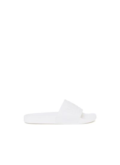 Claquettes de piscine avec logo embossé