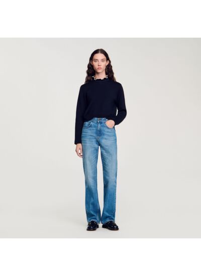Pull à col volanté