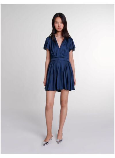Robe courte plissée