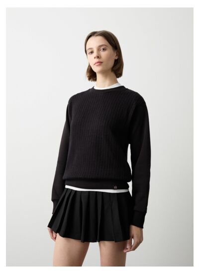 Sweat à col rond en maille torsadée