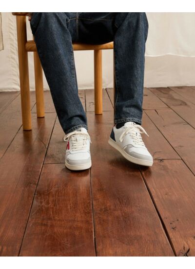 Baskets basses blanches & rouges