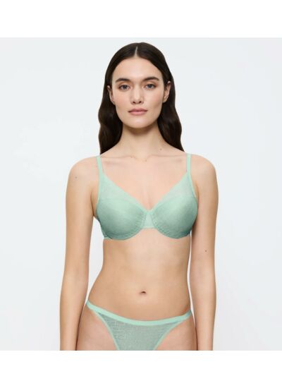 Soutien gorge avec armatures et coques